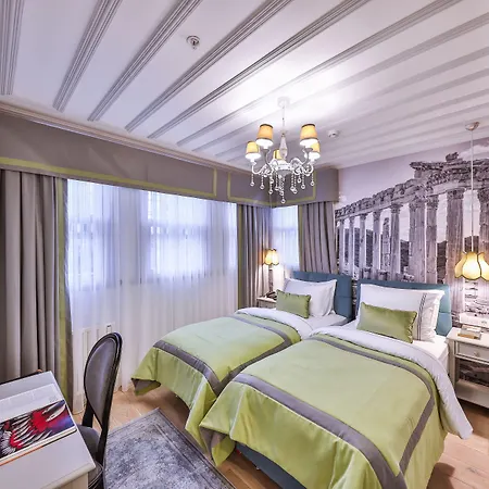 9 Doors (adults Only) 3*