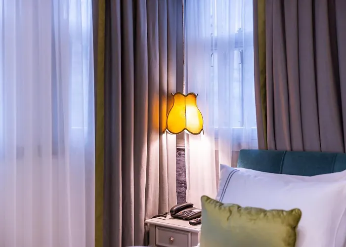 ホテル 9 Doors (adults Only) 3*