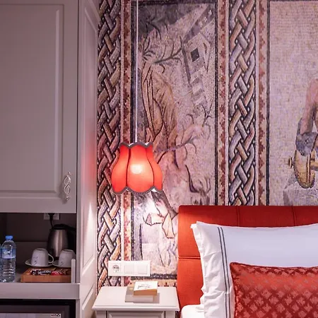 9 Doors (adults Only)