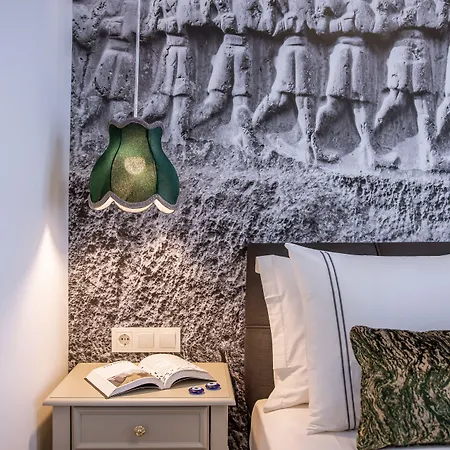 9 Doors (adults Only)