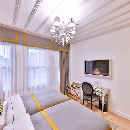 Hotel 9 Doors 3*