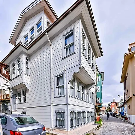 9 Doors (adults Only) Hotel 3*