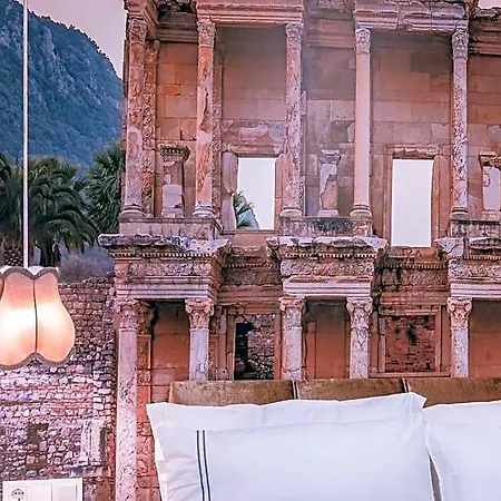 9 Doors (adults Only) Hotel