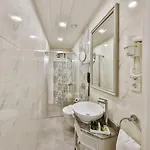 9 Doors (adults Only) Hotel 3*