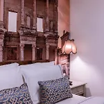 9 Doors (adults Only) 3*