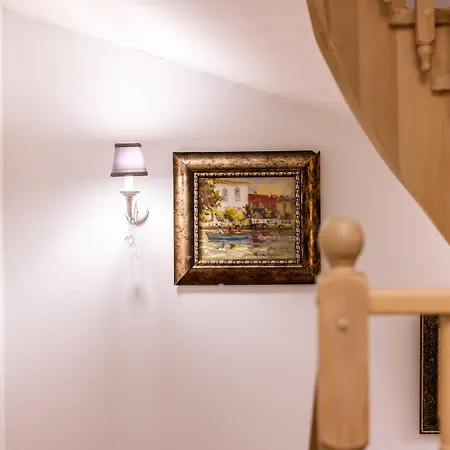 Hotel 9 Doors (adults Only) 3*